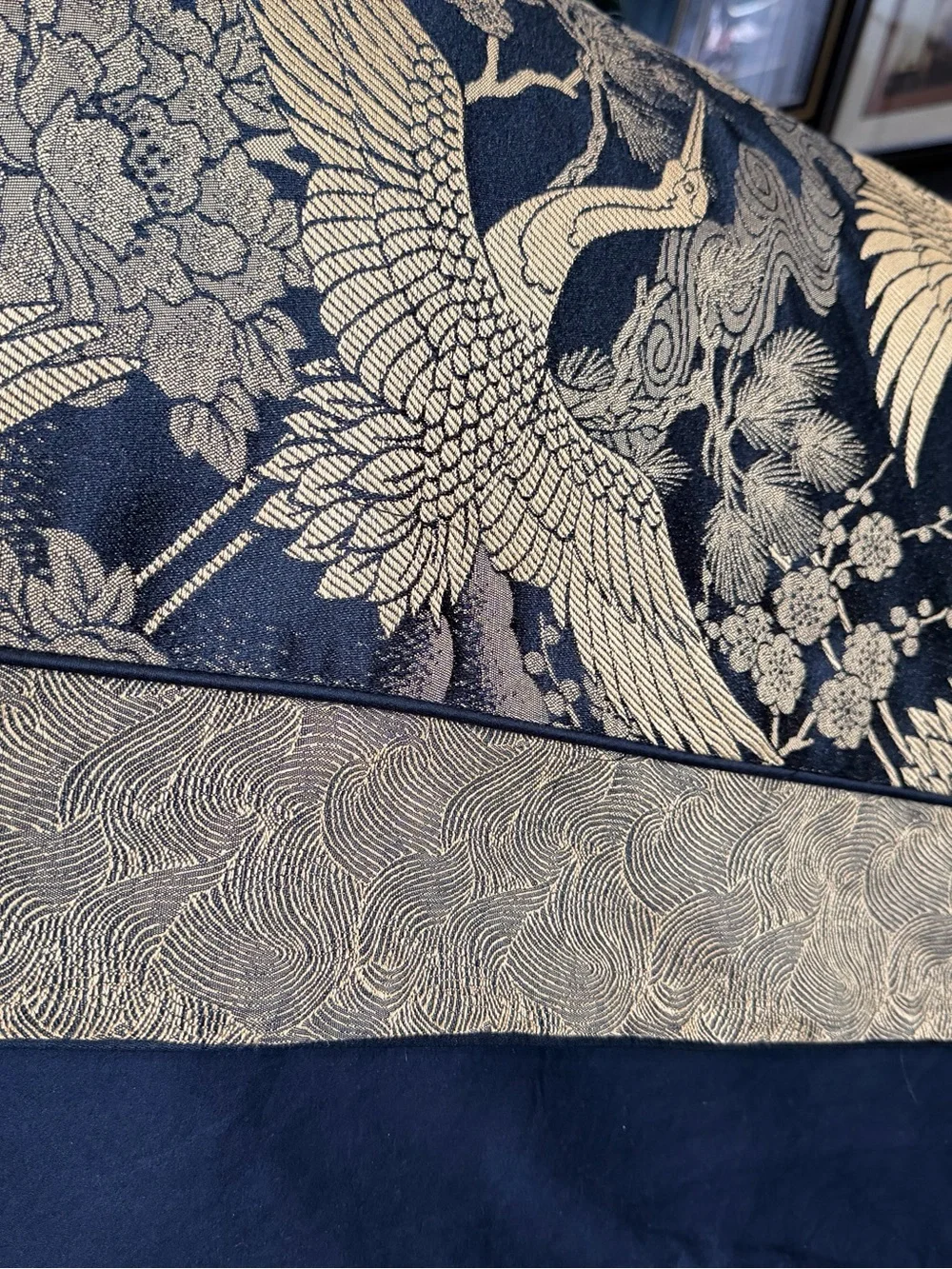 Eastern Accents Luxury Crane & Peony Queen Bedding Set (3-Piece)